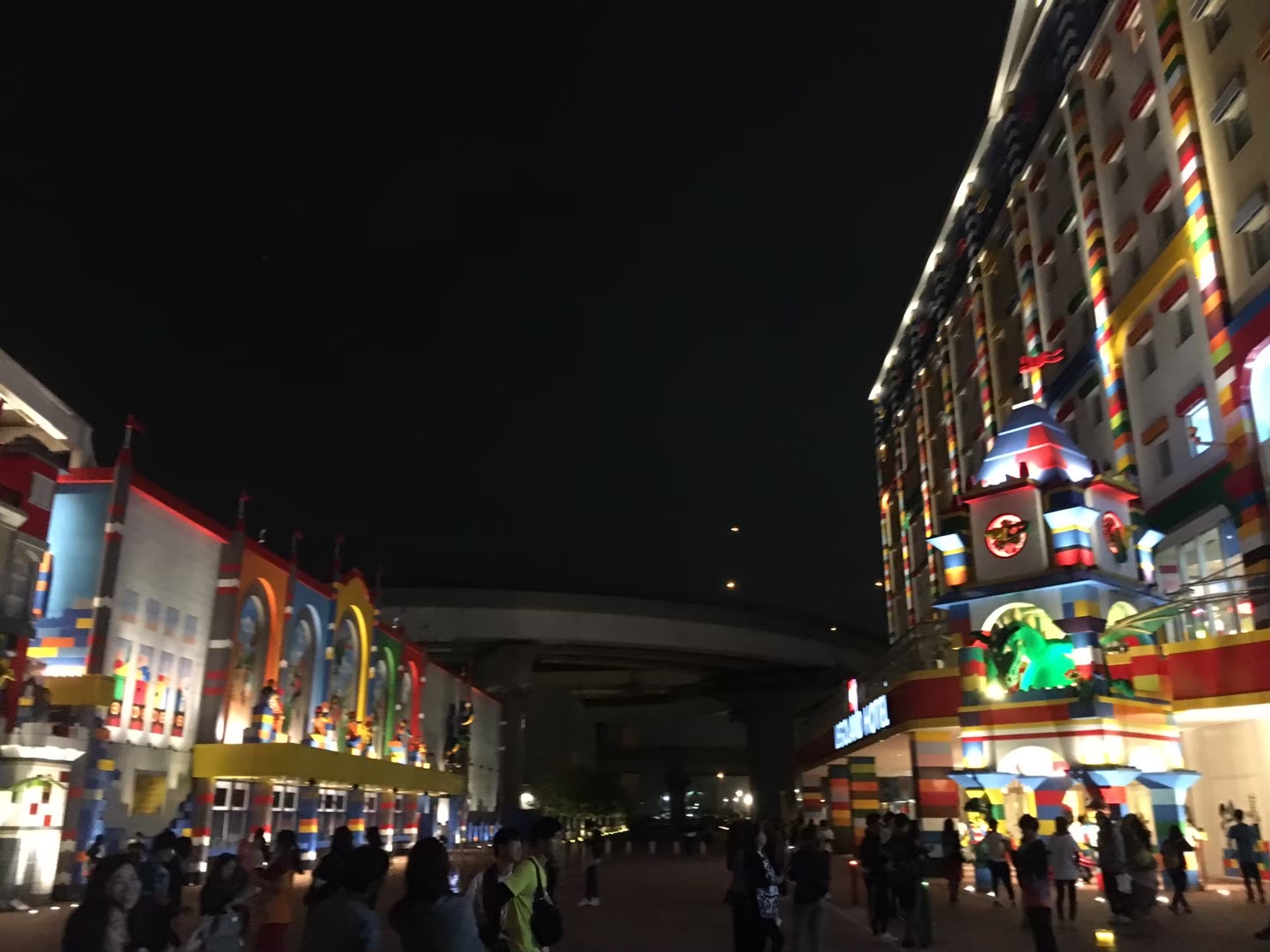 名古屋のレゴランド・ジャパン（外観）